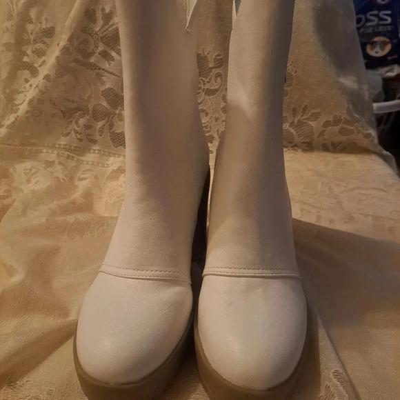 Journee Collection Womens Tru Comfort Foam Jaquie Bootie - Picture 3 of 7